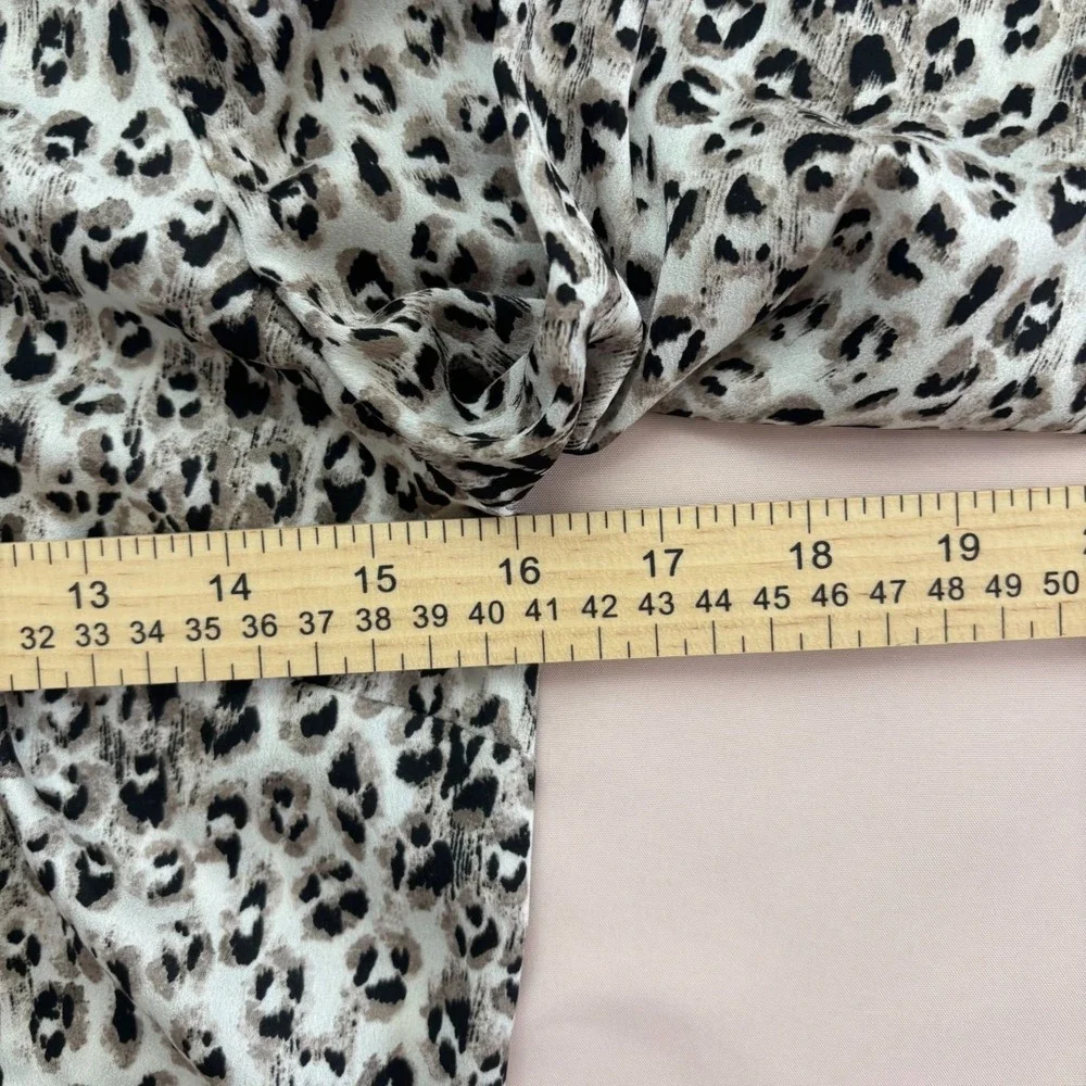 Ann Taylor Leopard Print Scoop Neck Feminine Chic‎ Sensual Blouse Back Zipper 2 - Picture 7 of 11